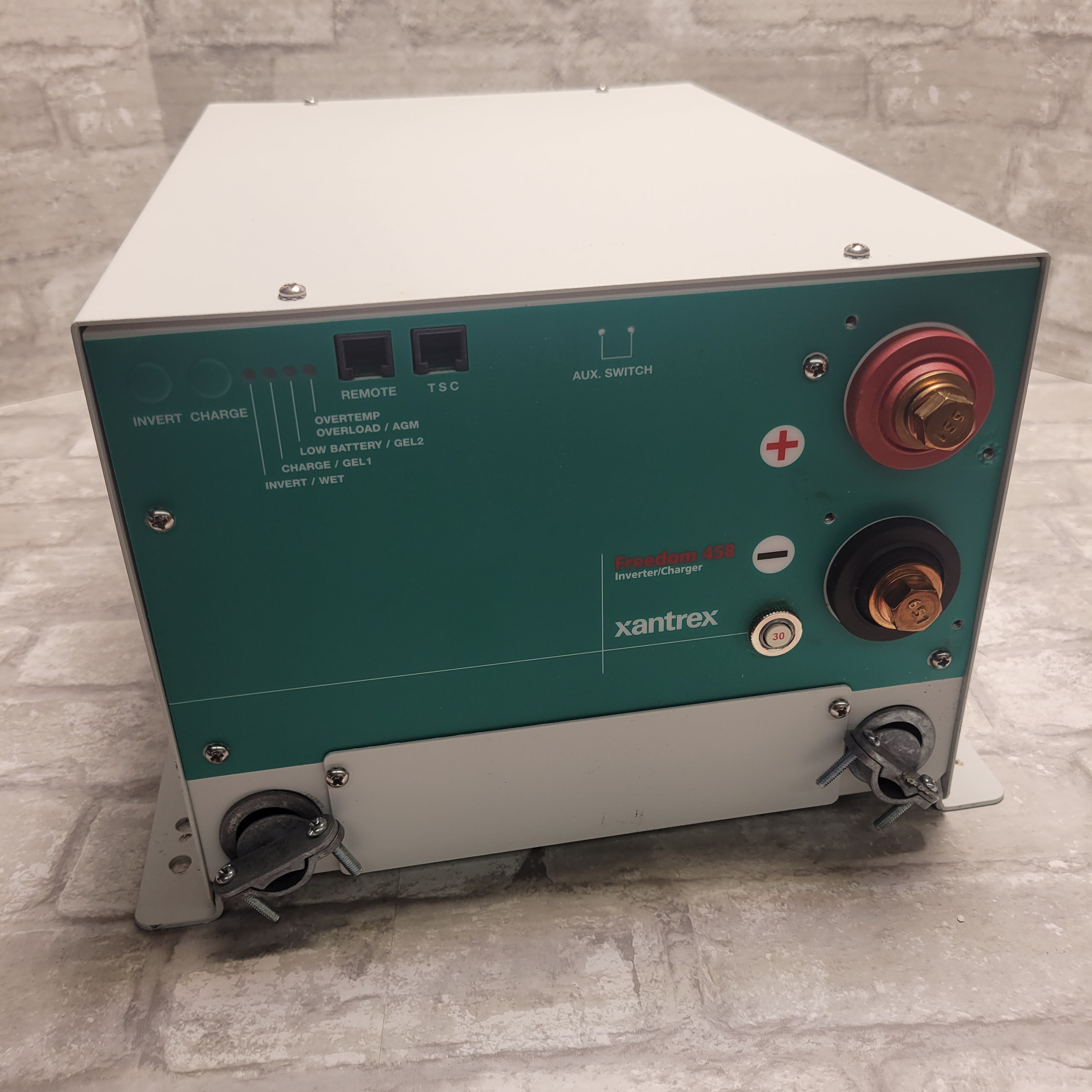 Xantrex Freedom 458 Inverter Charger 2500w 120v AC 81-2530-12 Dual In/Out*PARTS* (8086254485742)